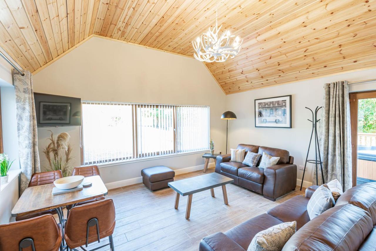 Osprey Lodge 1 With Hot Tub Нютън Стюарт Екстериор снимка