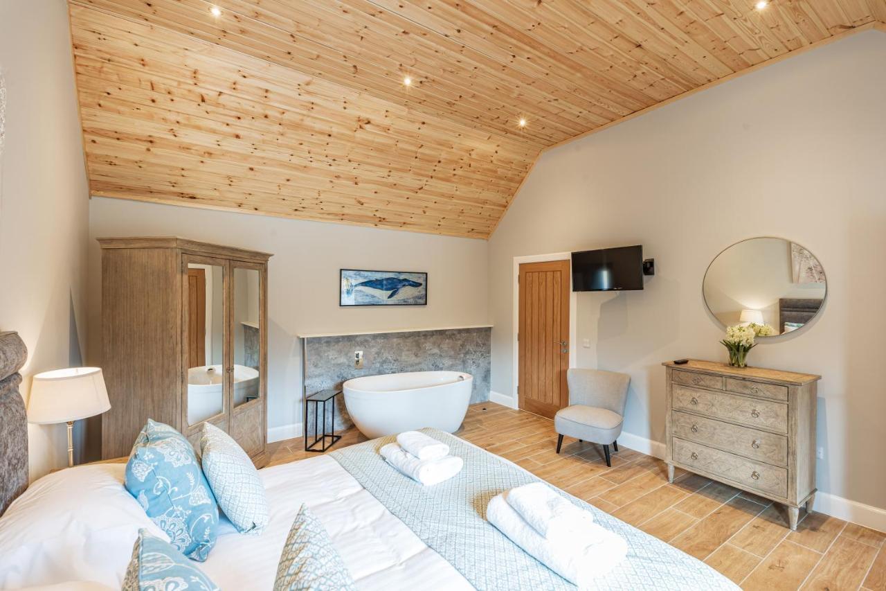 Osprey Lodge 1 With Hot Tub Нютън Стюарт Екстериор снимка